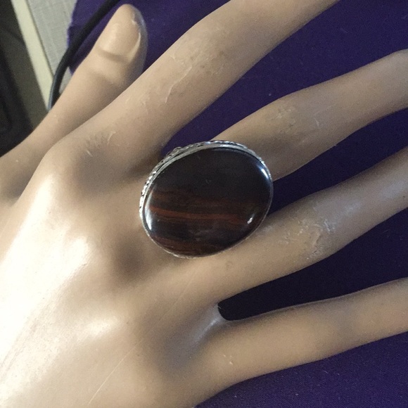 Jewelry - Pretty hematite Ring
